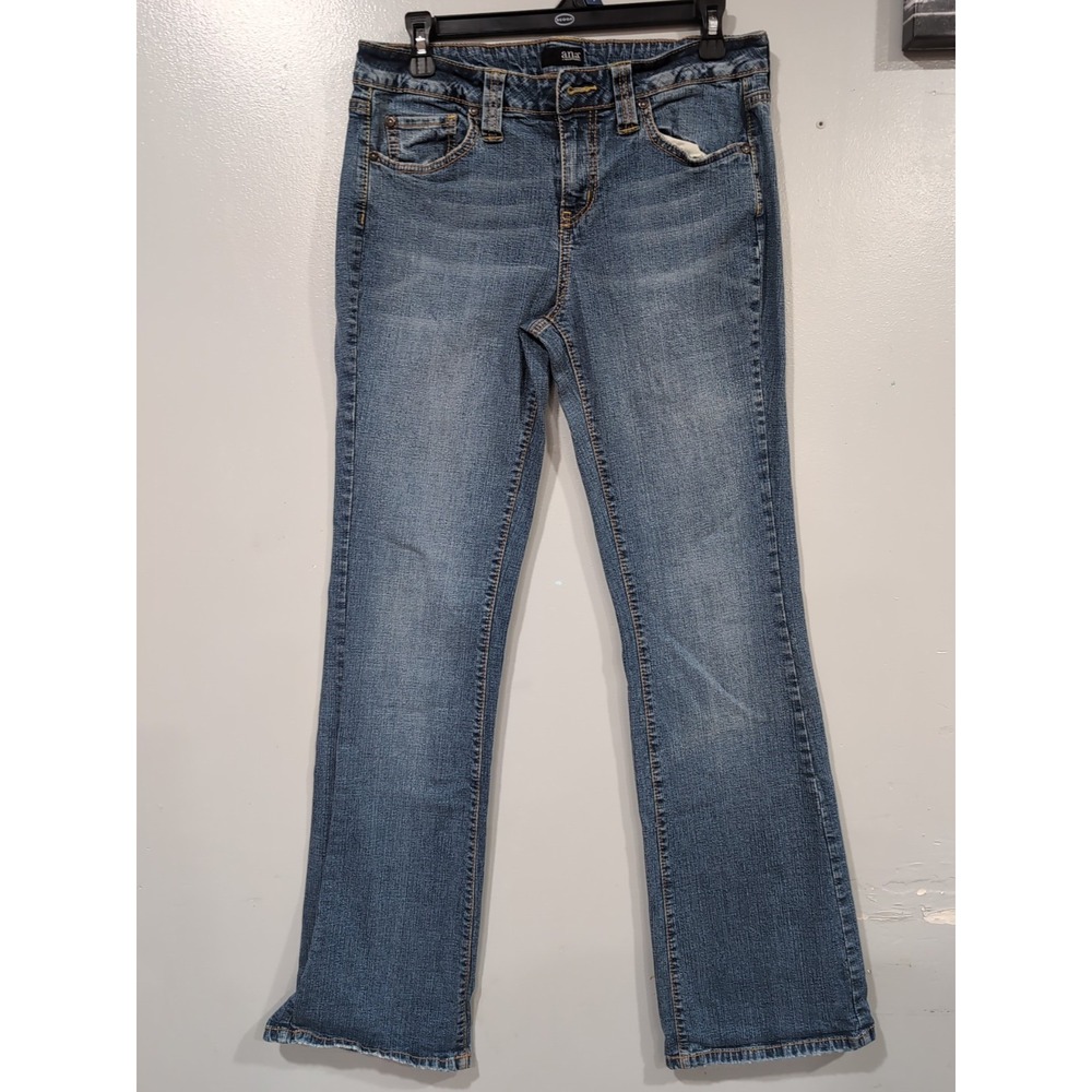 Y2K A.N.A. a new approach women's boot cut blue jeans mid rise Size-6
